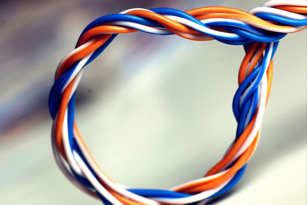 "Electrical Loop Issues in Wiring"