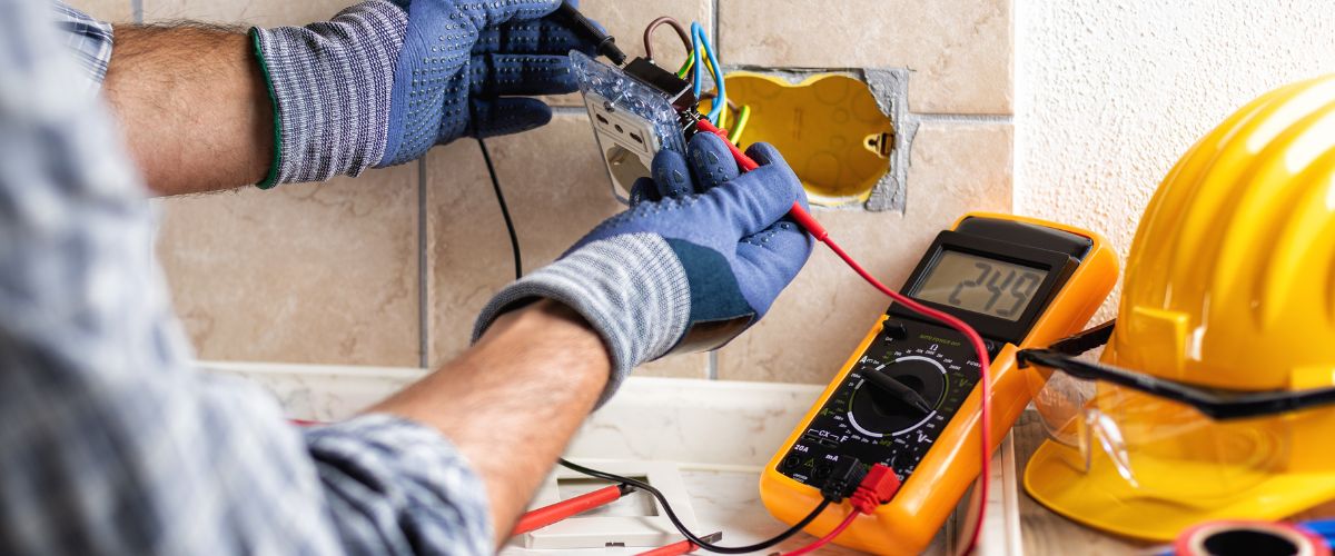 Trustworthy electrician quality reliable work